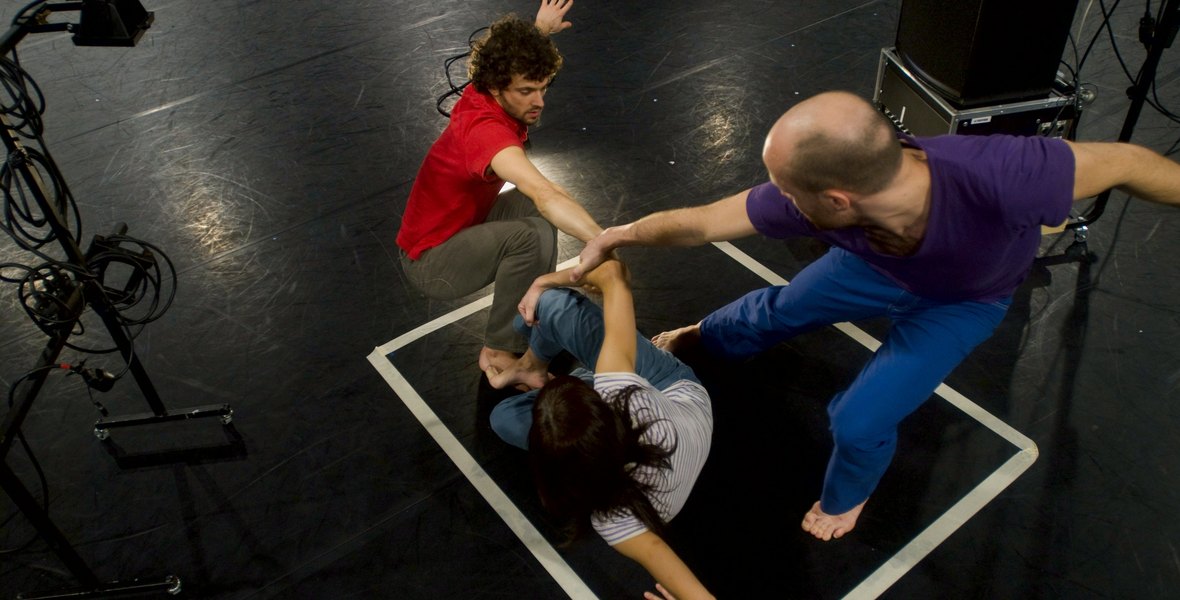oN|oFF - Compagnie pm – Choregraphe Philippe Menard – Danse Contemporaine Paris - pm Compagny – Choreographer Philippe Menard – Contemporary Dance Paris